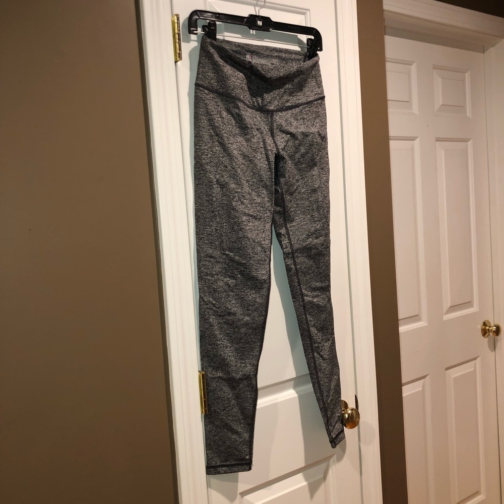 Victoria’s Secret Sport Grey Leggings